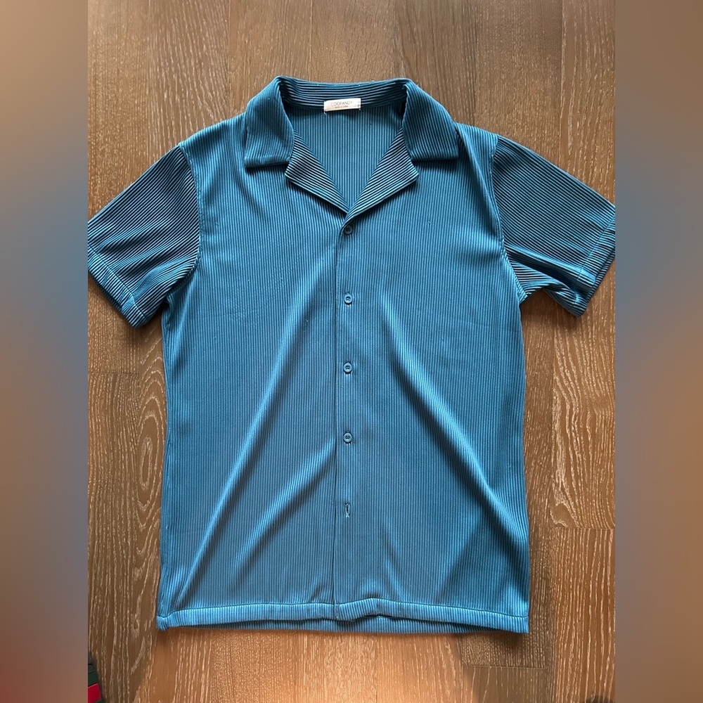 Blue Striped Men's Shirt (stretch material)